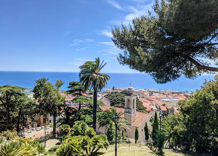 248 - Casa Amarcord - Appartamento Vintage Vista Mare E A Pochi Minuti Dal Centro Di Sanremo