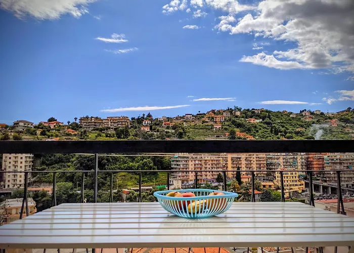 248 - Casa Amarcord - Appartamento Vintage Vista Mare E A Pochi Minuti Dal Centro Di Sanremo